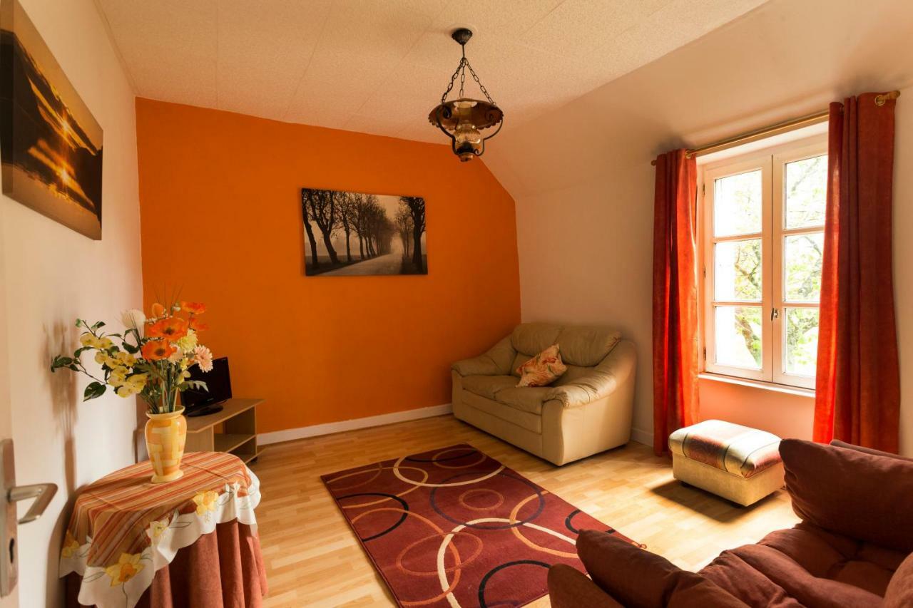 La Butte De L'Esperance Apartment Renaze ภายนอก รูปภาพ